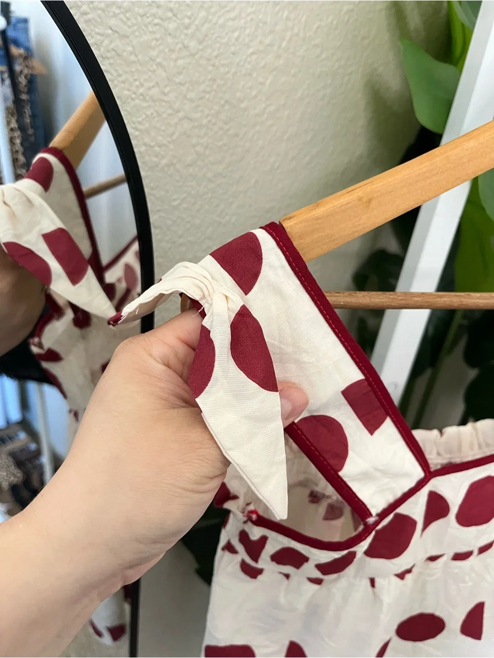 Zara Polka Dot Tie Strap Crop Top Size Medium NWT |Red & White Summer Blouse - Picture 5 of 7
